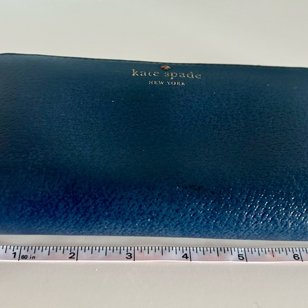 Kate Spade Navy Blue zip around Leather wallet - Picture 8 of 9